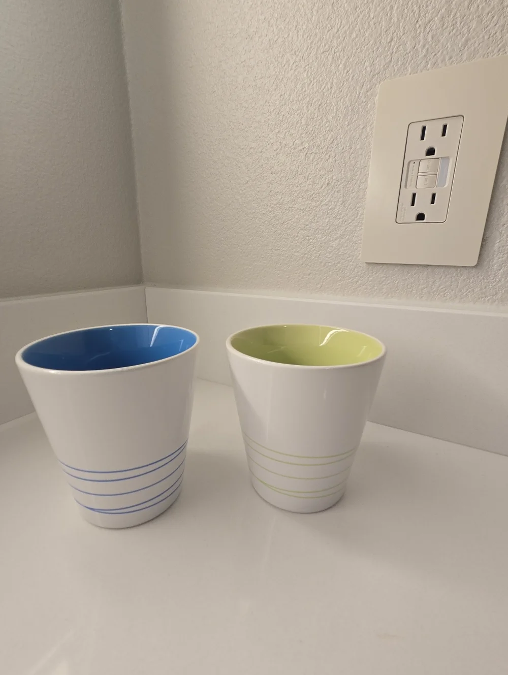Set of 2 IKEA MUG White W Stripes L Hook Handle Coffee Tea Mugs Cups
